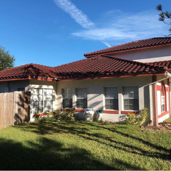 Roof and house pressure washing in Davie FL – Broward County exterior cleaning service